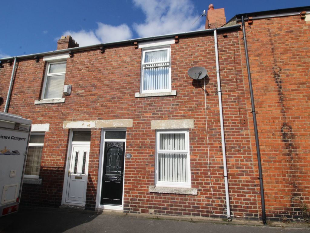 3 bed terraced house for sale in Hawthorn Terrace, Stanley, Durham DH9