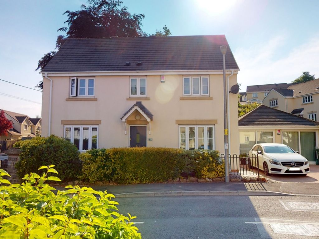 4 bed detached house for sale in Parc Starling, Johnstown, Carmarthen, Carmarthenshire SA31, £