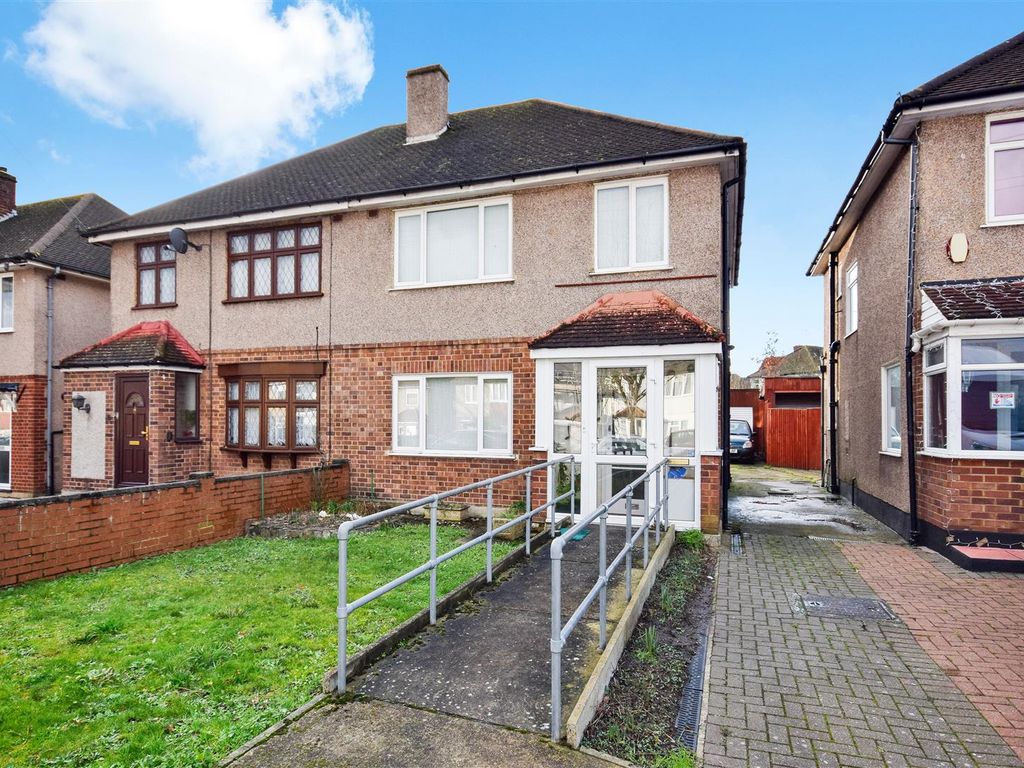 3 bed semidetached house for sale in Byron Road, Wembley HA0, £535,000