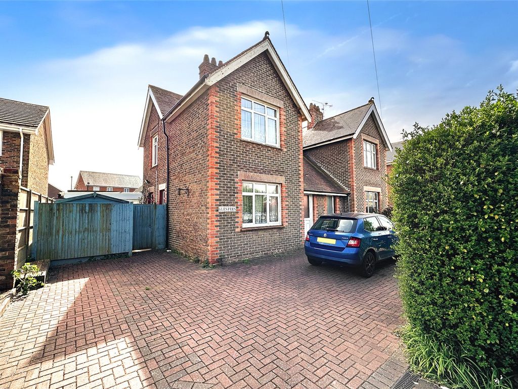 3 bed semidetached house for sale in Worthing Road, Littlehampton