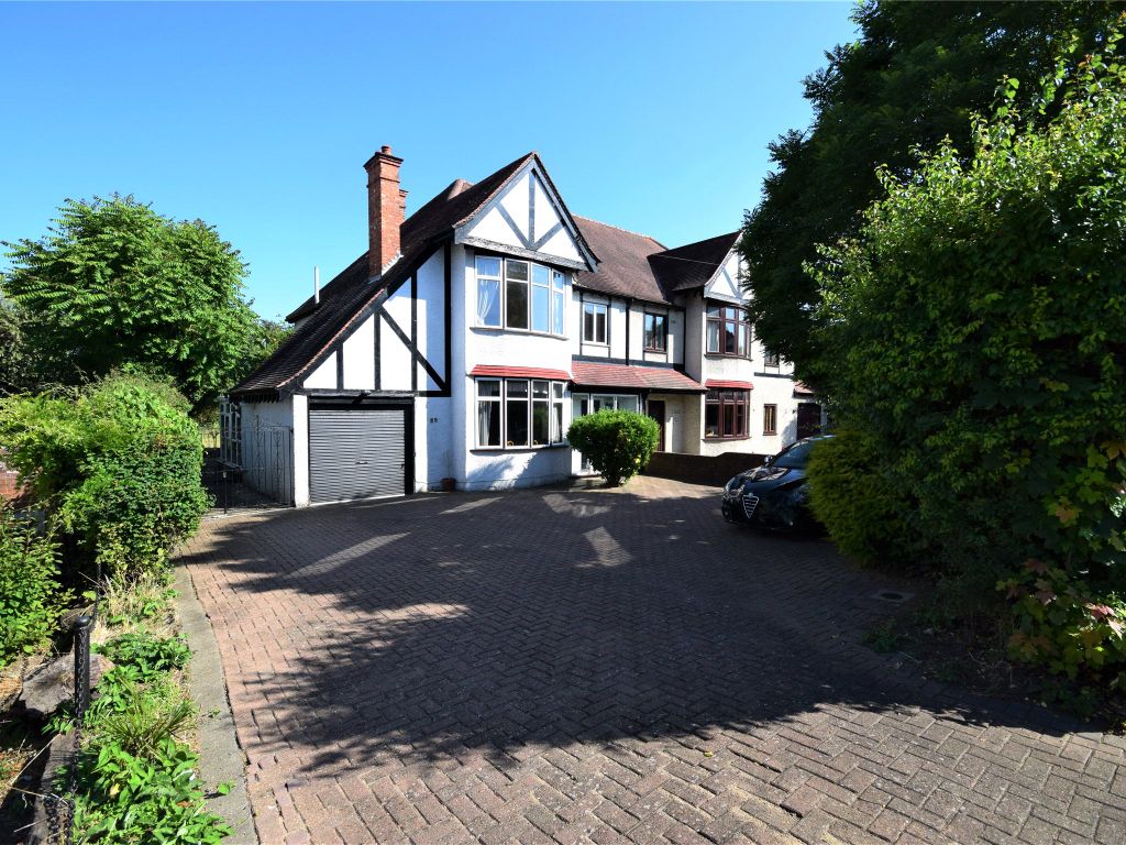 4 bed semidetached house for sale in Sandy Lane South, Wallington SM6