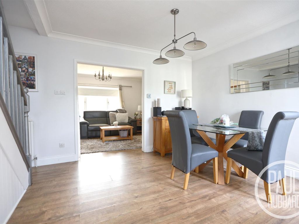 2 bed detached house for sale in Blackheath Road, Pakefield NR33, £