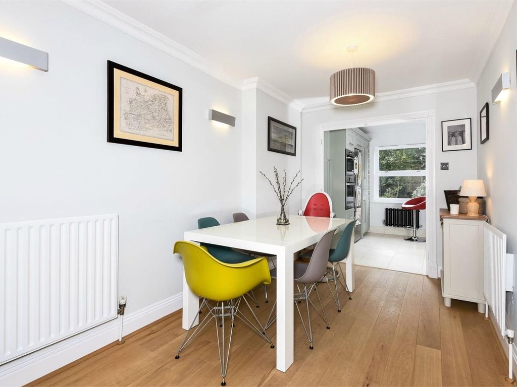 4 bed property for sale in Hayward Road, Thames Ditton KT7 Zoopla