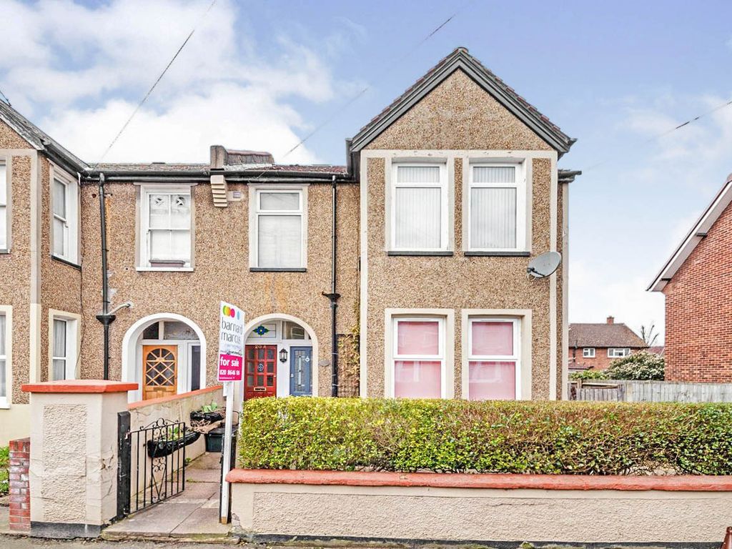 2 bed for sale in Percy Road, Mitcham Junction, Mitcham CR4