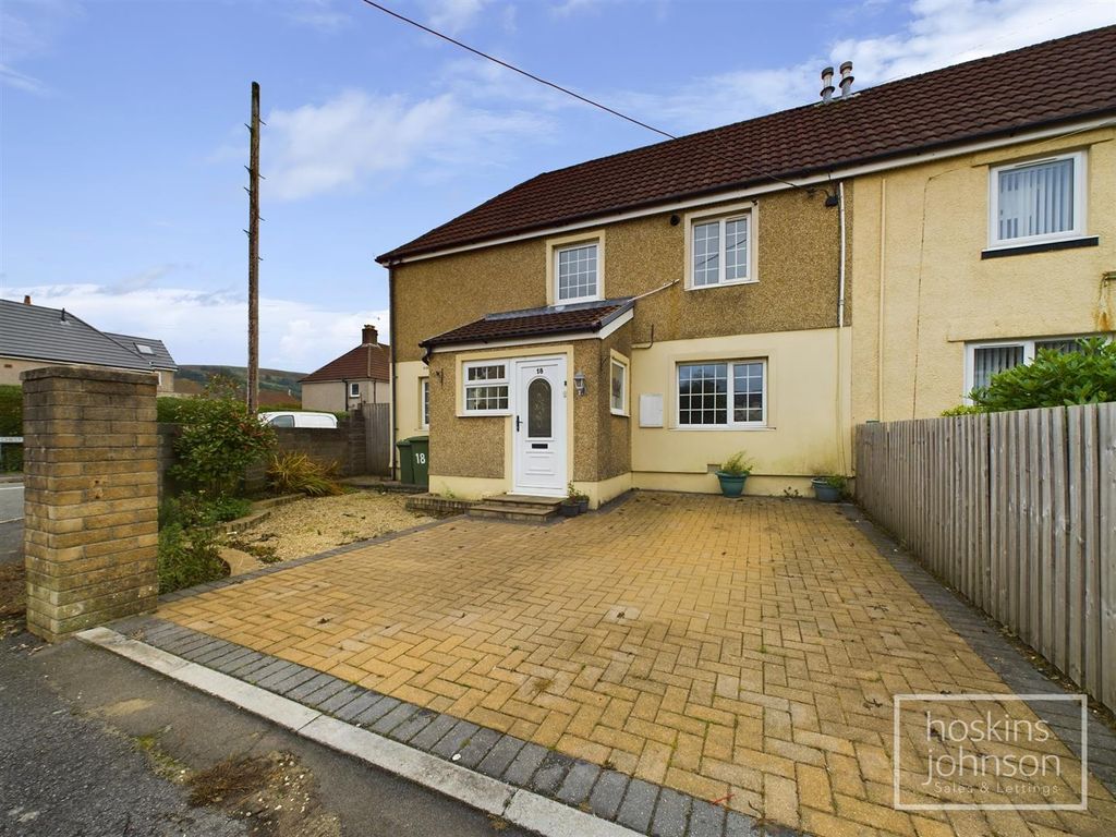 4 bed semidetached house for sale in Willow Street, Rhydyfelin