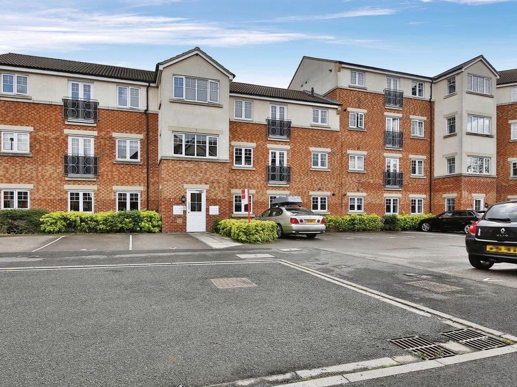 2 bed flat for sale in Appleby Close, Darlington, Durham DL1, £80,000