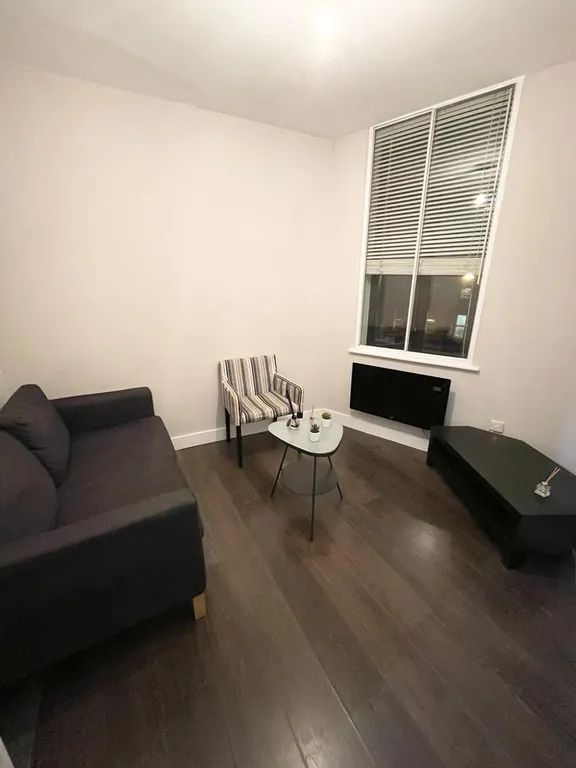 Studio to rent in Finchley Road, London NW3, £1,450 pcm Zoopla
