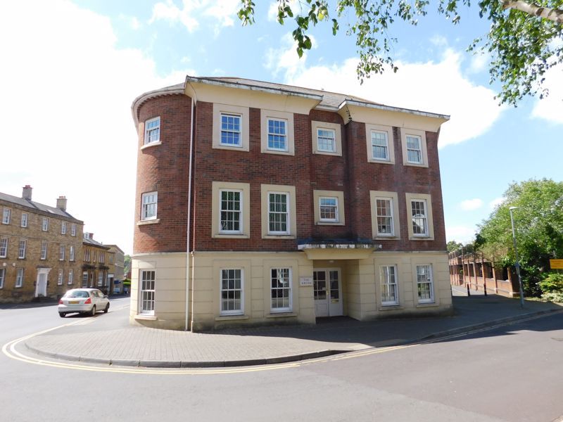2 bed property for sale in The Arena, Hendford, Yeovil BA20 Zoopla