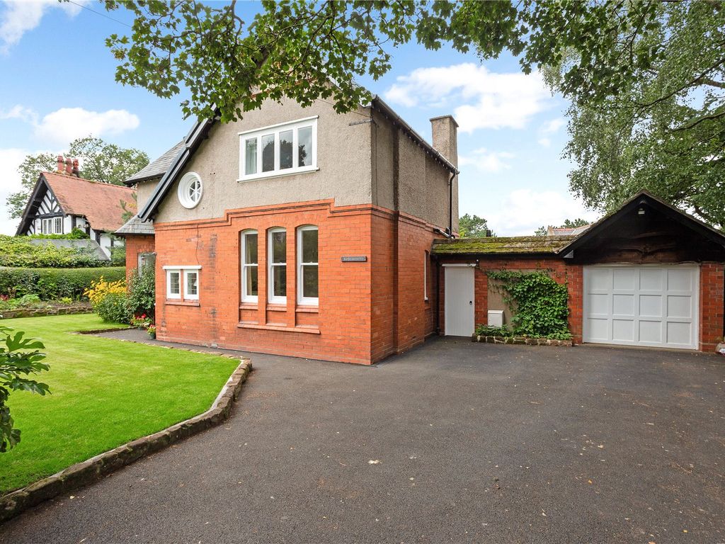 4 bed detached house for sale in School Lane, Little Neston, Neston