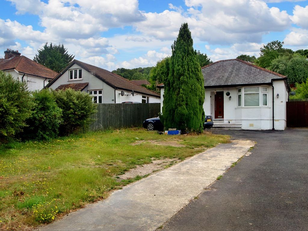 3 bed detached bungalow for sale in Micklefield Road, High HP13