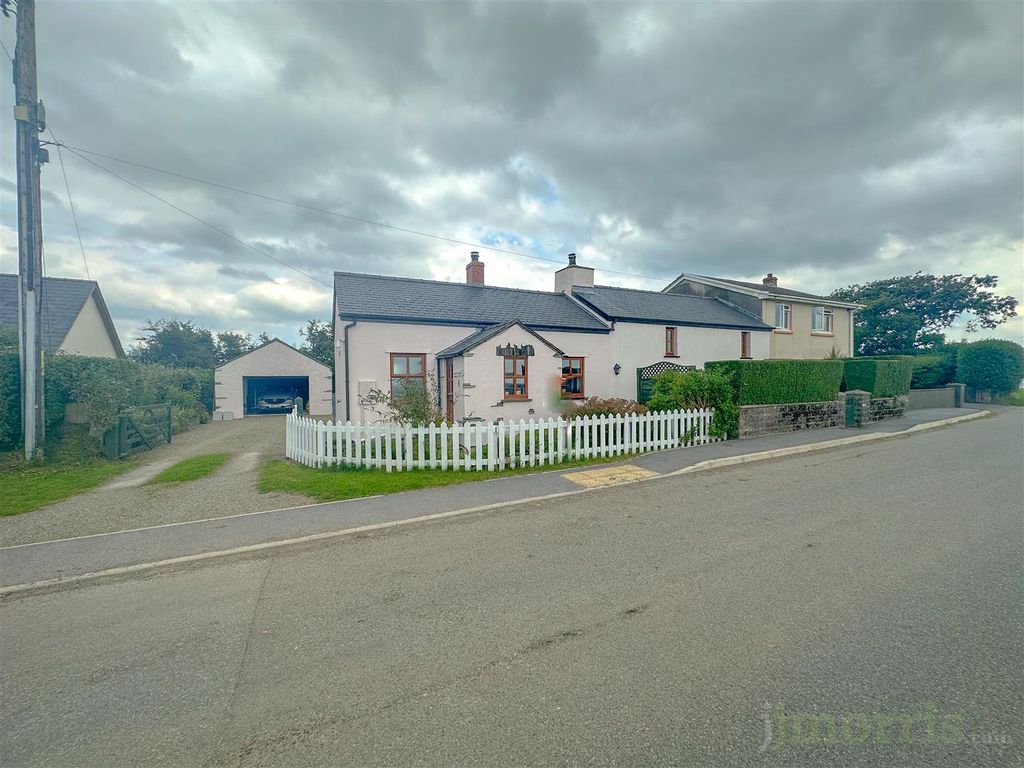 2 bed cottage for sale in Tegryn, Llanfyrnach SA35, £275,000 Zoopla