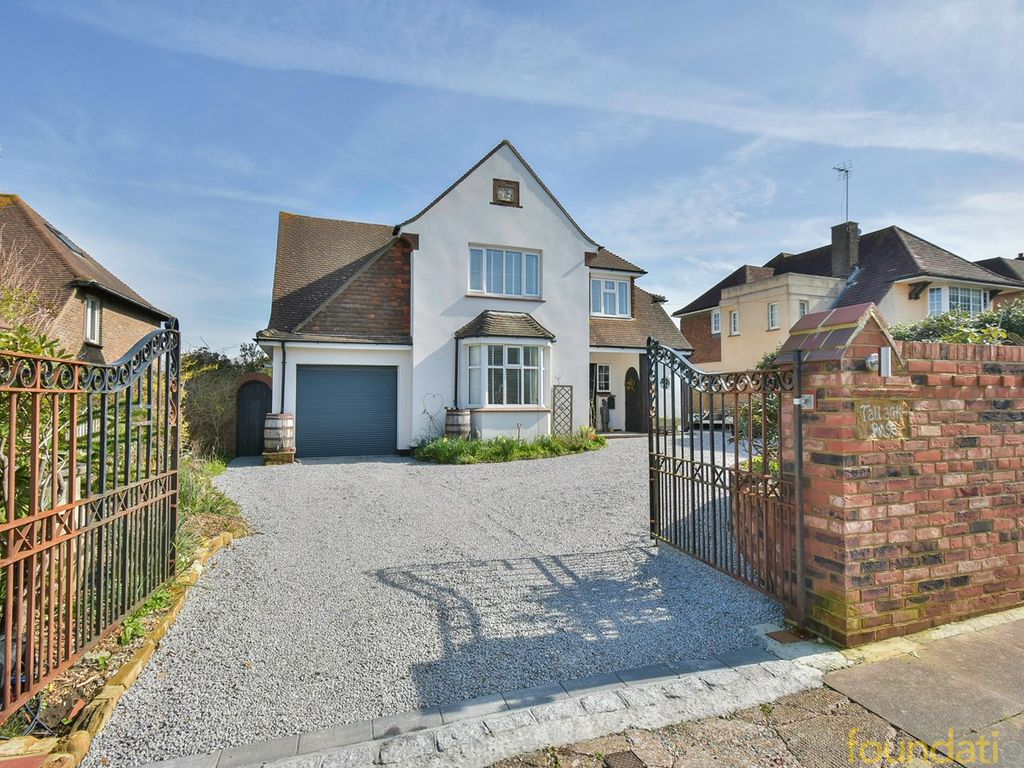 5 bed detached house for sale in Southcourt Avenue, BexhillOnSea TN39