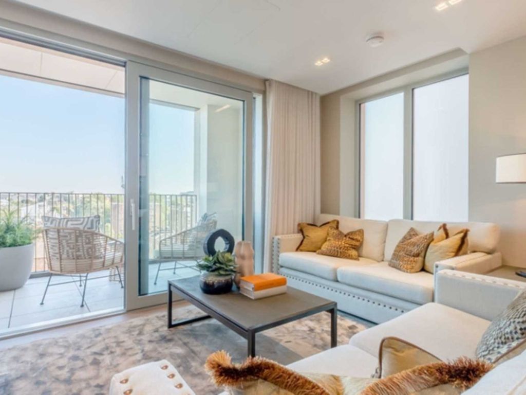 Garrett Mansions, Paddington W2