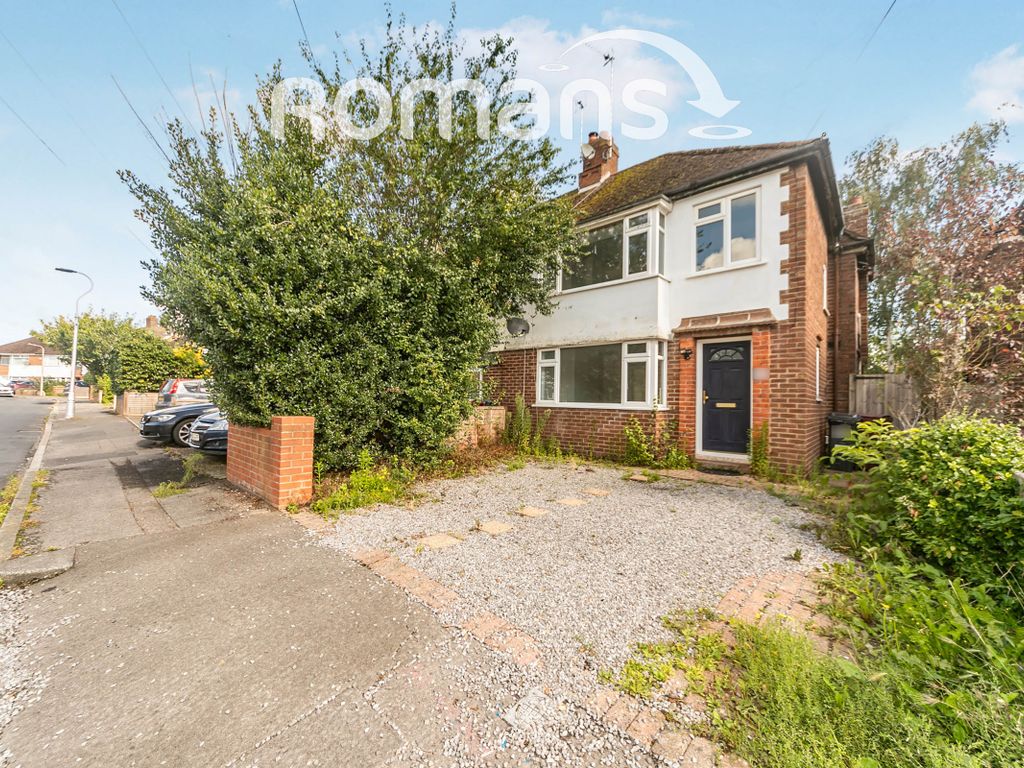 3 bed detached house to rent in Mayfield Drive, Caversham, Reading RG4, £1,650 pcm Zoopla