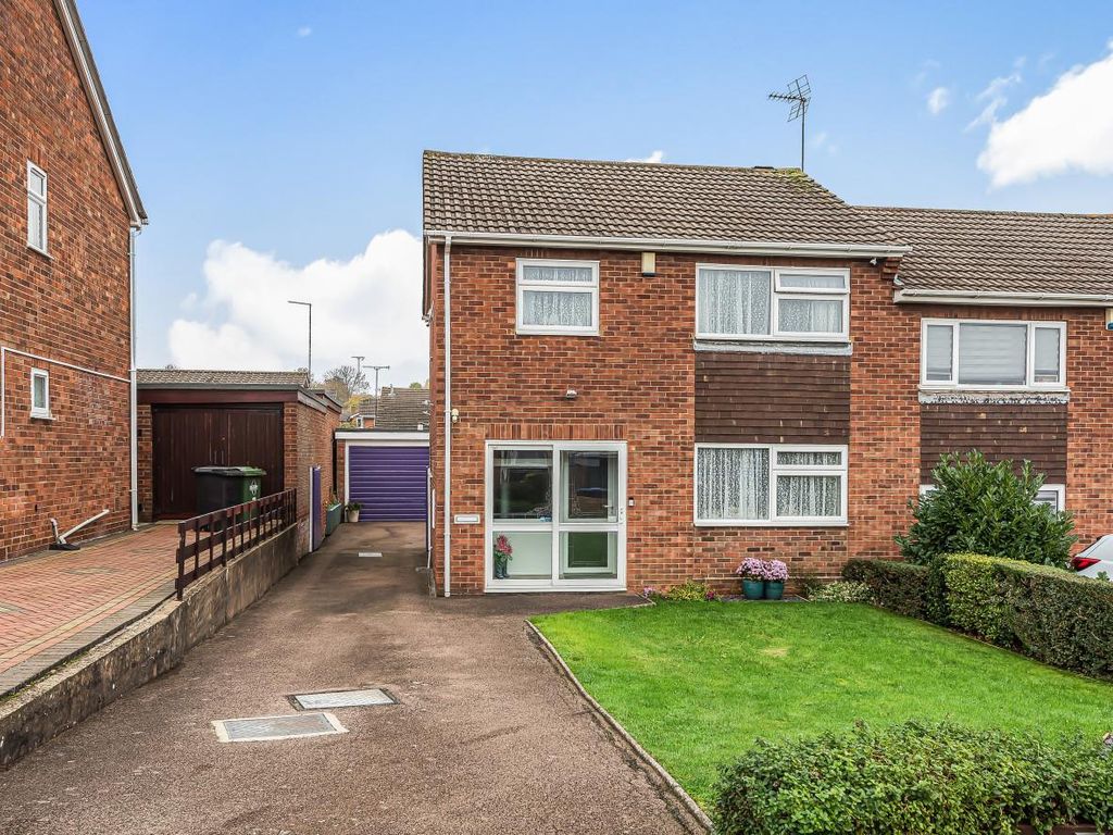 3 bed semidetached house for sale in Rowse Close, Brownsover, Rugby