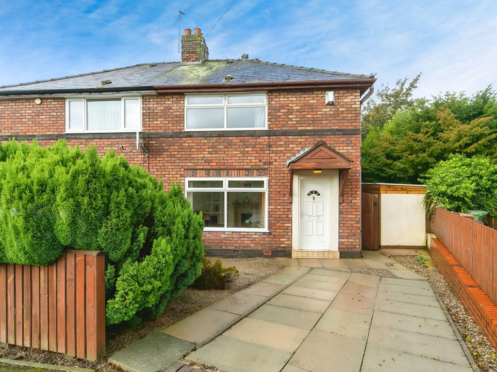 3 bed semidetached house for sale in Tarn Grove, St. Helens WA11, £