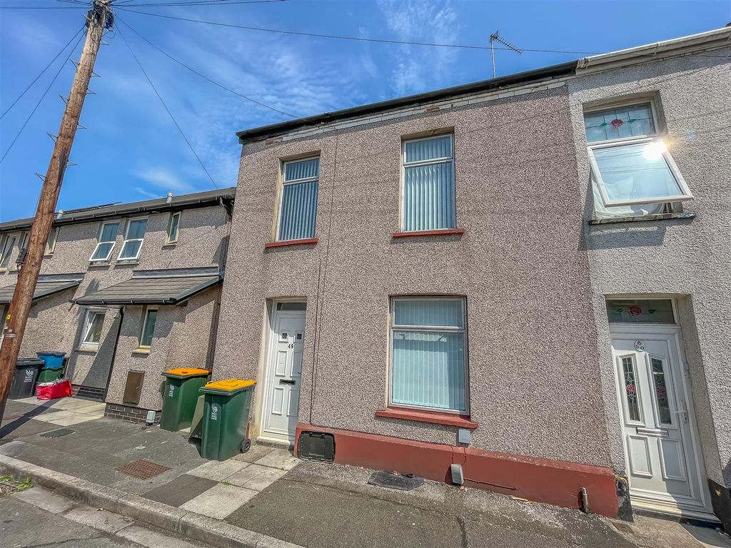 3 bed terraced house for sale in Hoskins Street, Newport NP20 Zoopla