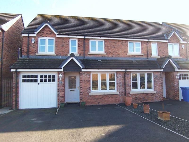 3 bed semidetached house to rent in Tyelaw Court, Shilbottle, Alnwick