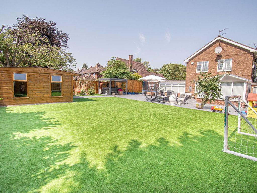 Kingsway Scunthorpe DN17  