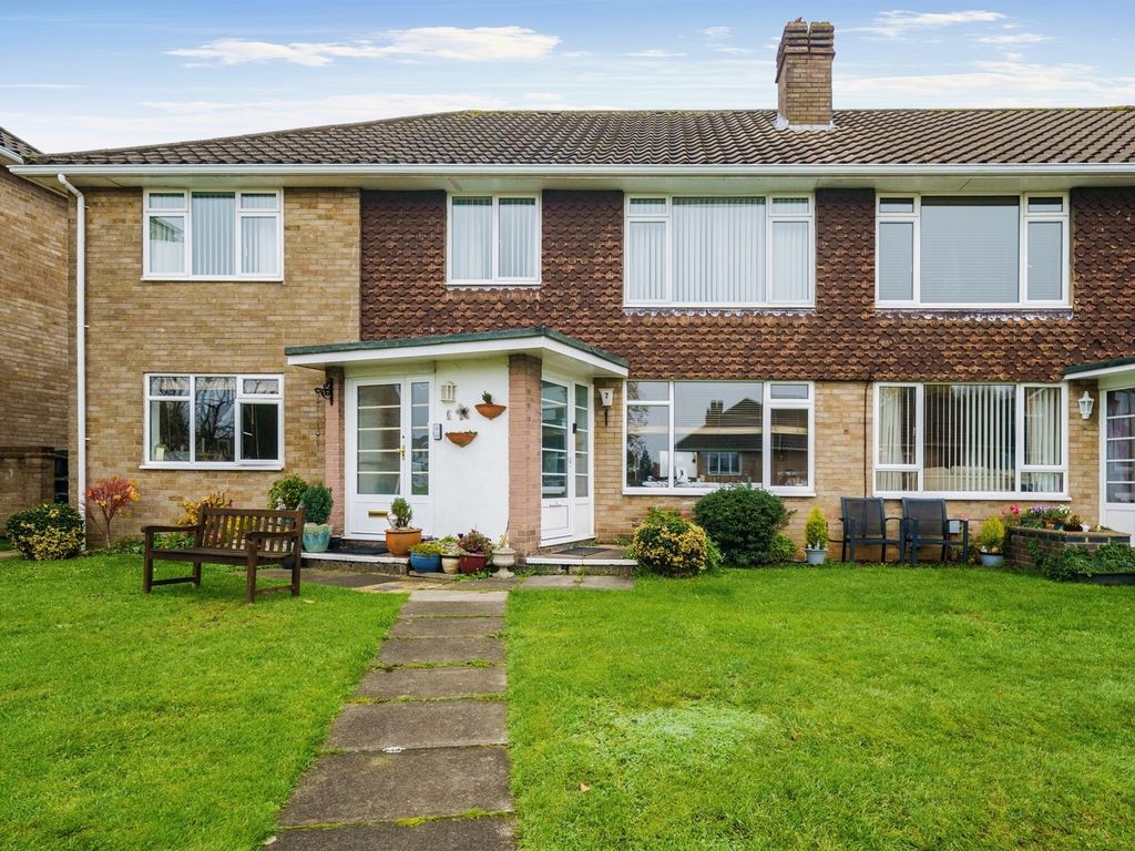 2 bed flat for sale in Charmouth Court, St.Albans AL1 Zoopla