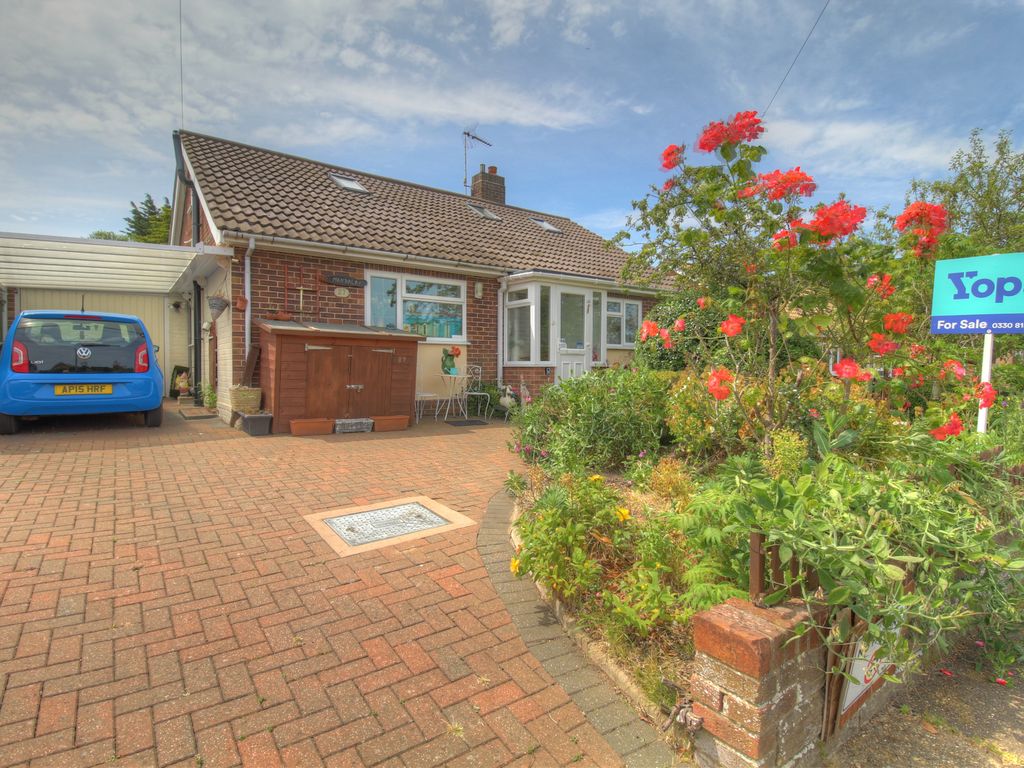 4 bed bungalow for sale in Nicholas Drive, Reydon, Southwold IP18, £425,000 Zoopla