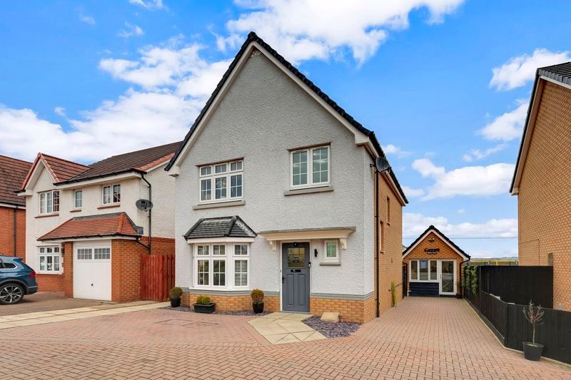 3 bed property for sale in 6 Cassiland Place, Kilwinning KA13, £210,000