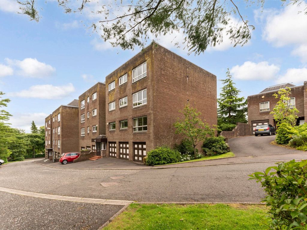 3 bed flat for sale in Roman Court, Bearsden, Glasgow, East