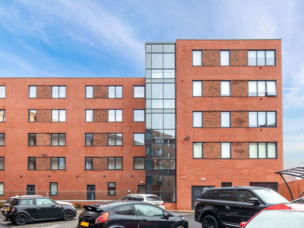 1 bed flat to rent in Madison House, 94 Wrentham Street, Birmingham