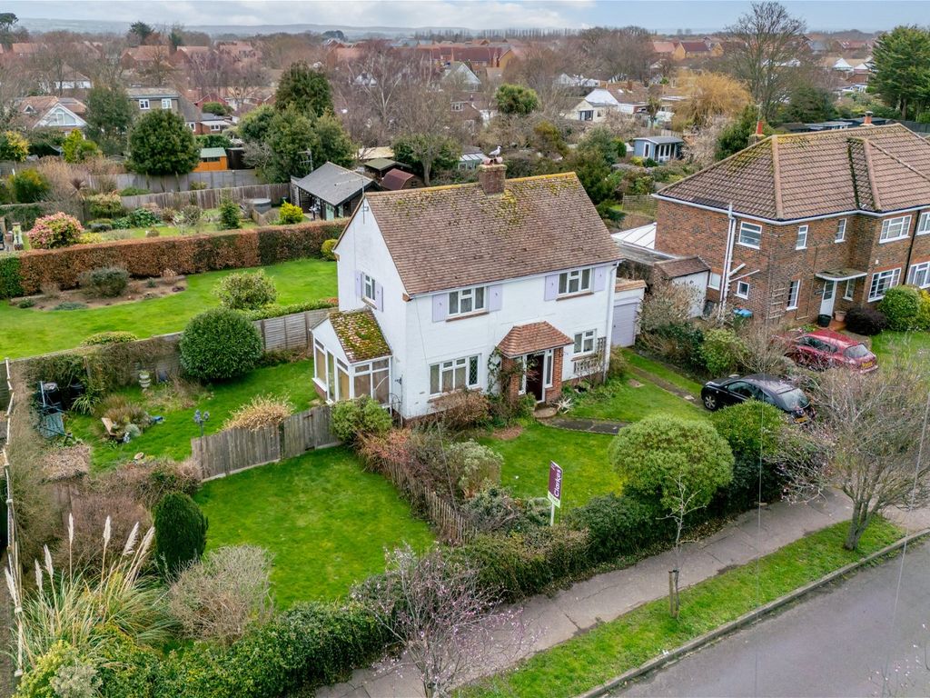 2 bed detached house for sale in Outerwyke Road, Felpham, Bognor Regis