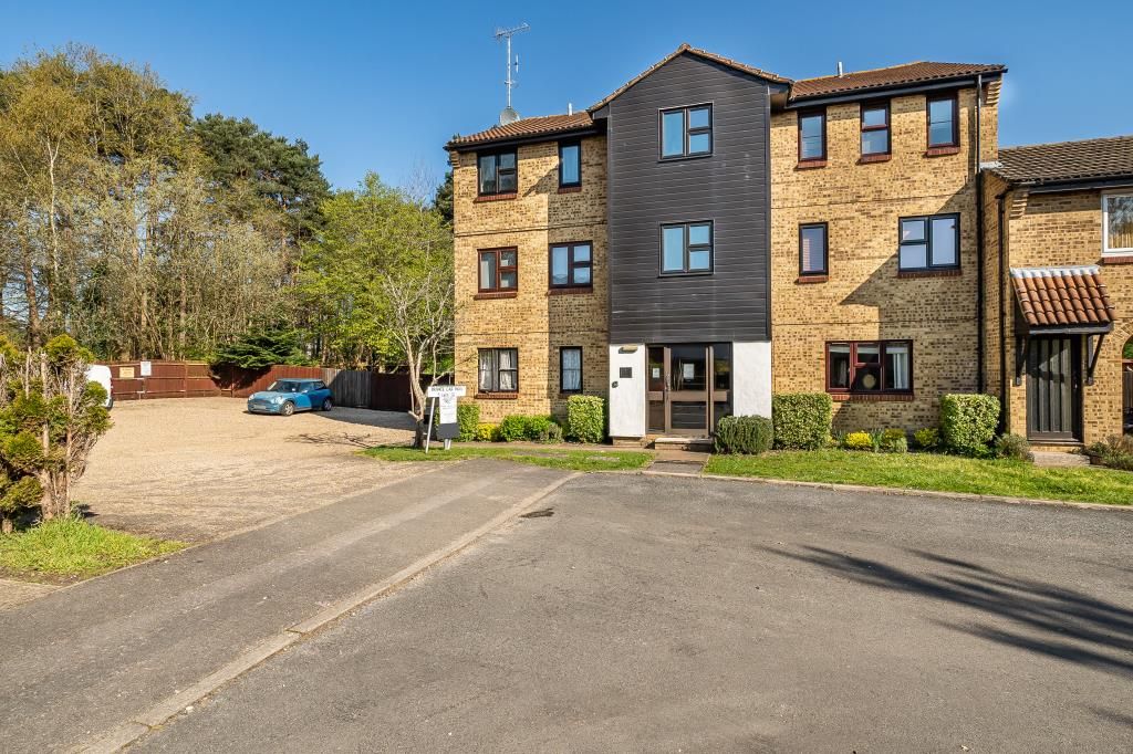 Studio for sale in Bracknell, Berkshire RG12 Zoopla