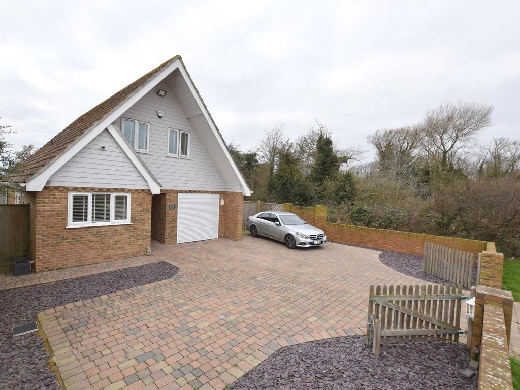 3 bed detached house for sale in Dunes Road, Greatstone, New Romney