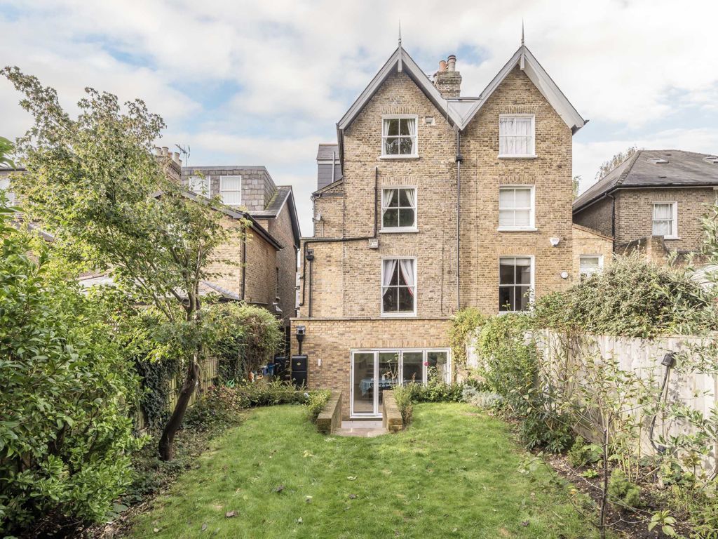 5 bed semidetached house for sale in Popes Avenue, Twickenham TW2, £