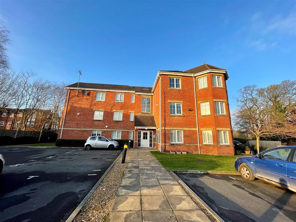 2-bed-flat-for-sale-in-hampton-court-wilmslow-road-handforth-sk9-zoopla