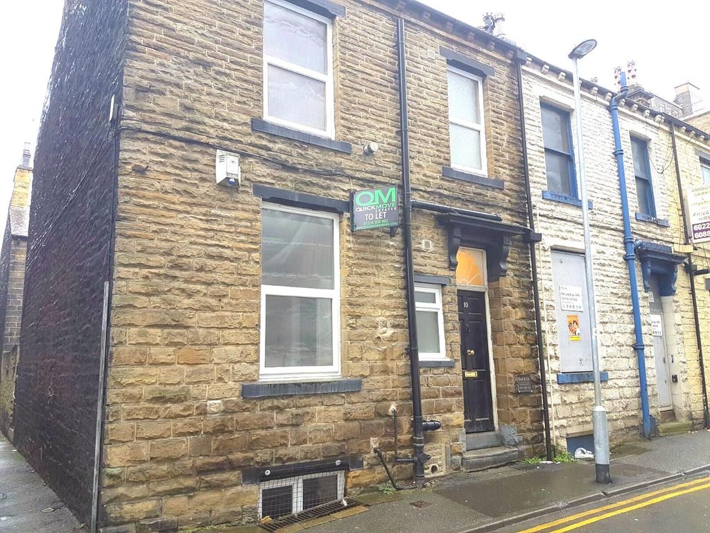 1 bed flat to rent in Lord Street, Keighley, West Yorkshire BD21, £475