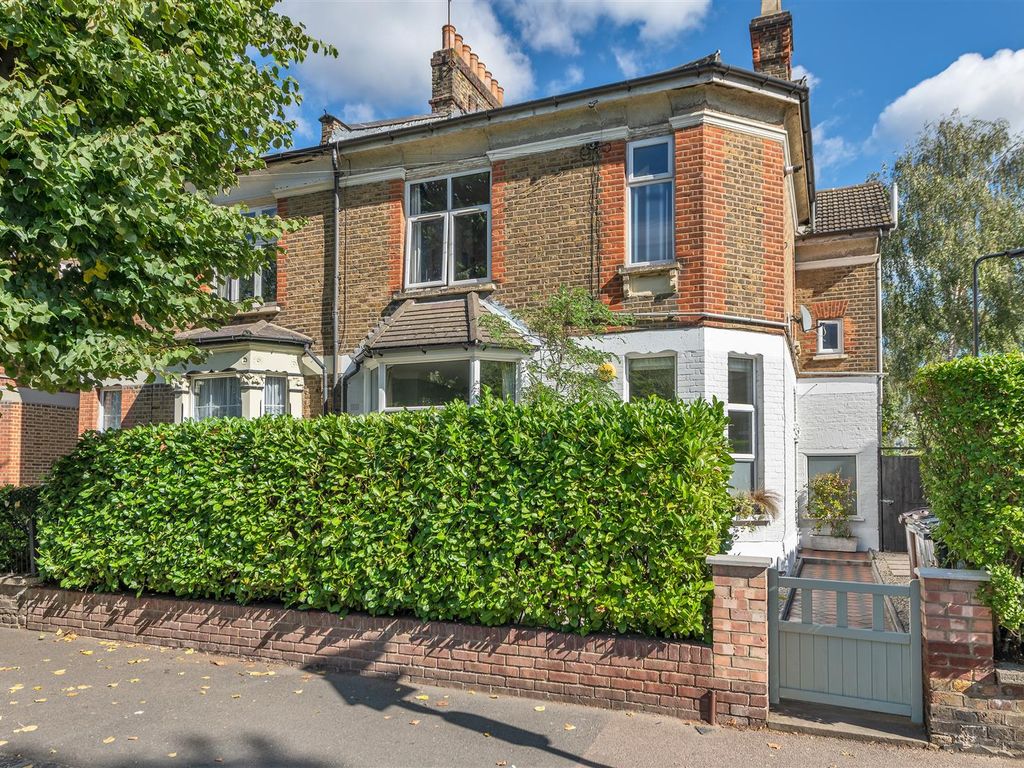 2 bed flat for sale in Francis Road, London E10 Zoopla