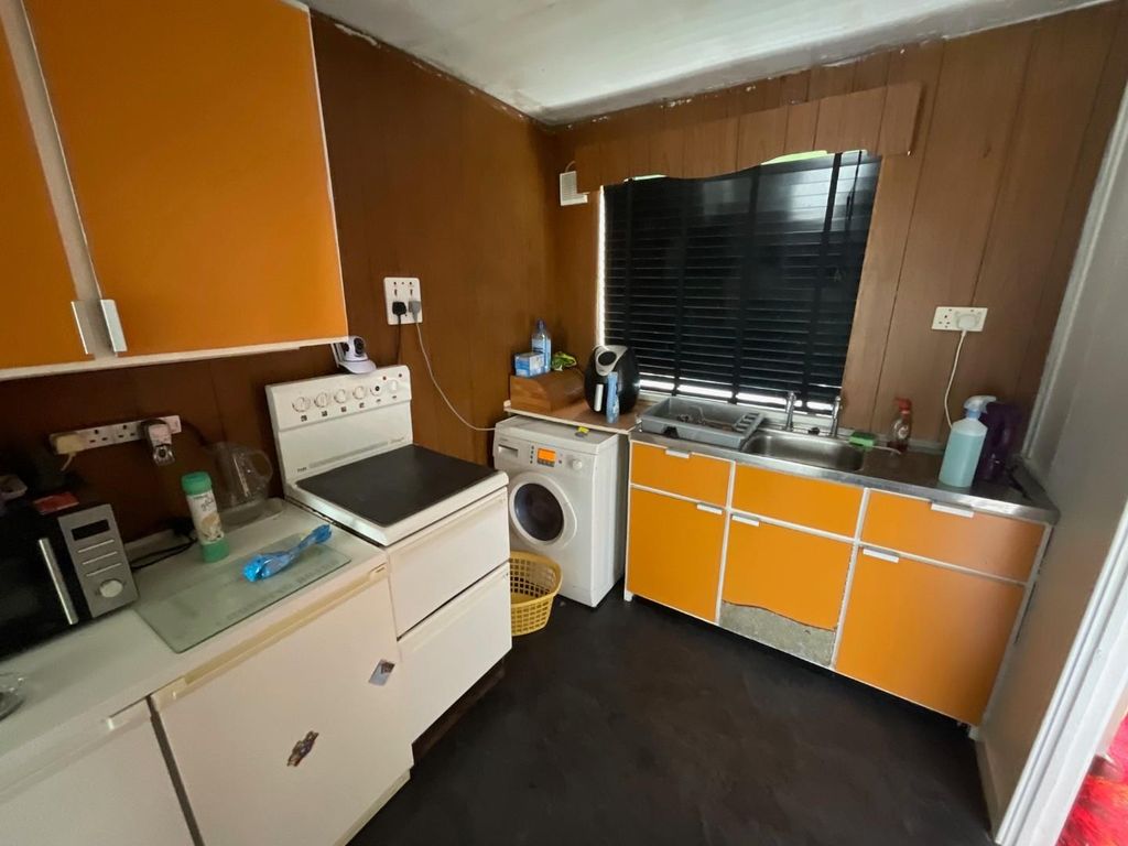 3 bed property for sale in Wendover Close, Sunderland SR5, £69,950 Zoopla