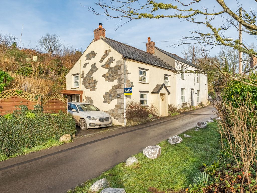 2 bed semidetached house for sale in Laddenvean, St. Keverne, Helston