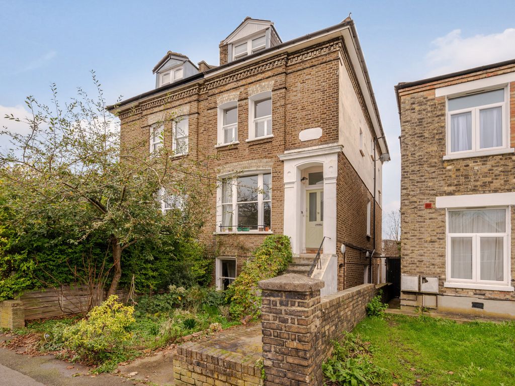 2 bed flat for sale in Friern Road, London SE22, £570,000 Zoopla