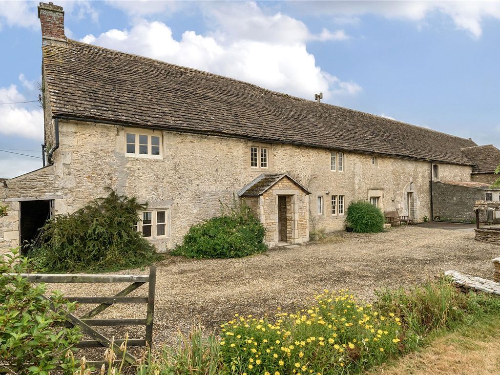 3 bed semidetached house for sale in West Yatton, Yatton Keynell