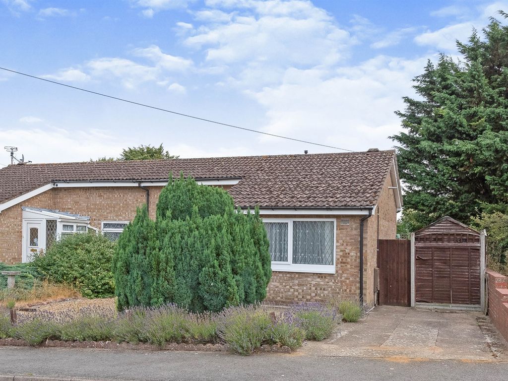 1 bed semidetached bungalow for sale in St. Benedicts Road, Brandon