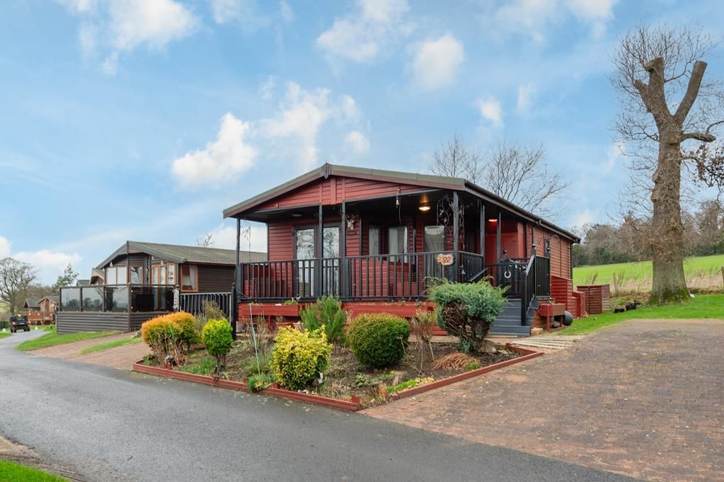 2 bed mobile/park home for sale in Letham Feus Caravan Park, Cupar Road