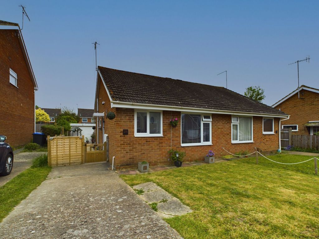 2 bed semidetached house for sale in Halifax Drive, Worthing BN13, £