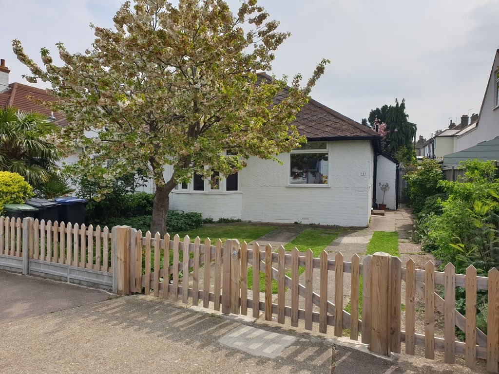 2 bed semidetached bungalow to rent in Old Bridge Road, Whitstable CT5 Zoopla