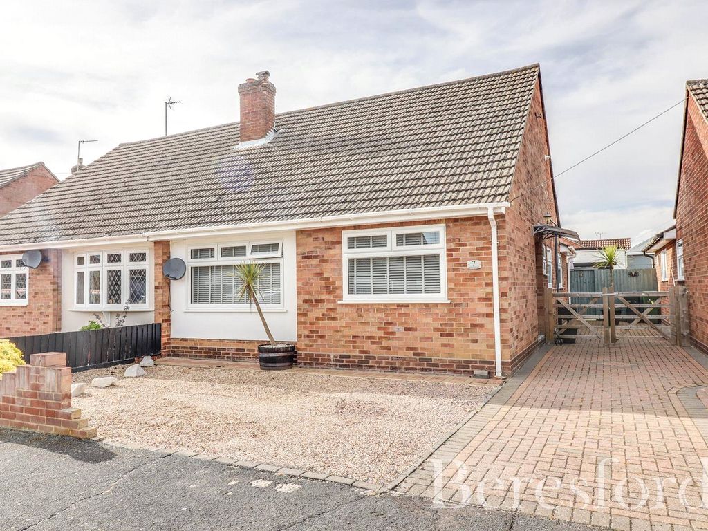 2 bed bungalow for sale in Cheriton Road, Braintree CM7 Zoopla
