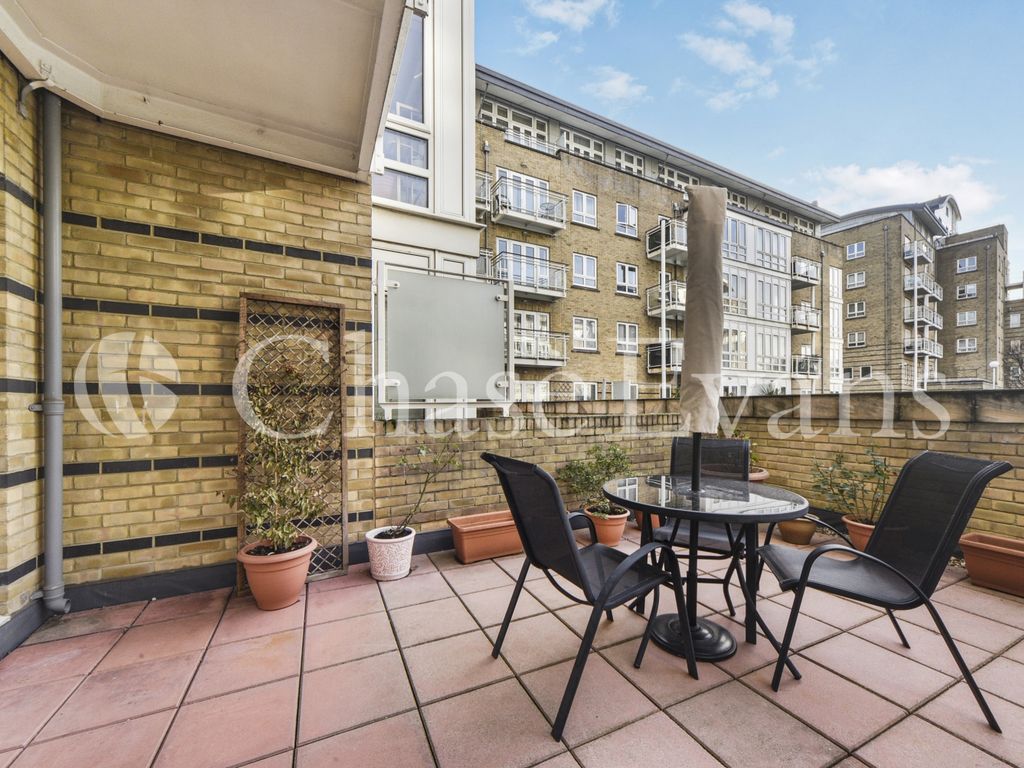 2 bed flat for sale in St Davids Square, Isle Of Dogs, London E14 Zoopla