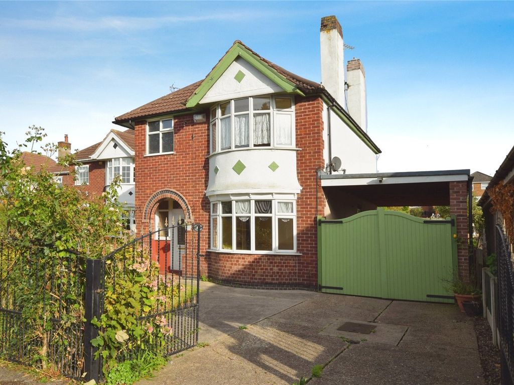 3 bed detached house for sale in Derby Road, KirkbyInAshfield