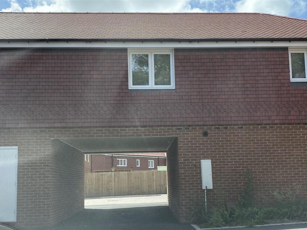 2 Ribston Road Farnham Surrey GU9  