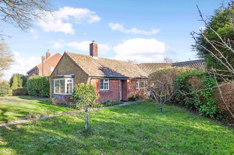 2 bed bungalow for sale in Oliver Whitby Road, Chichester PO19, £