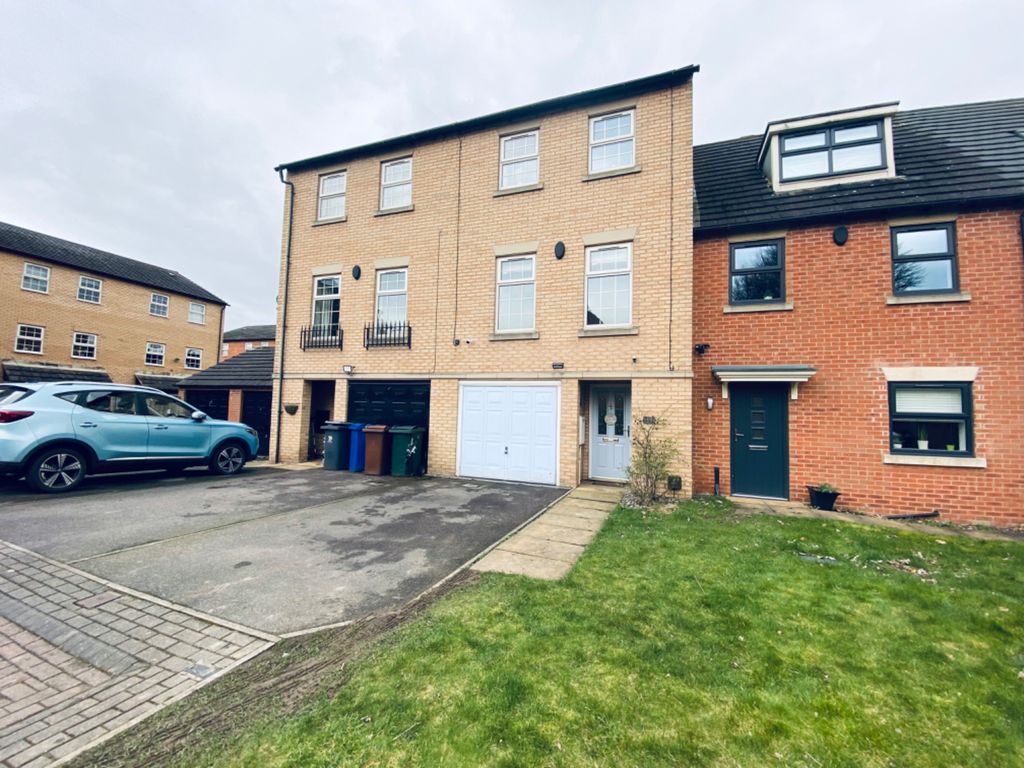 New home, 4 bed terraced house for sale in Bretton Close, Brierley