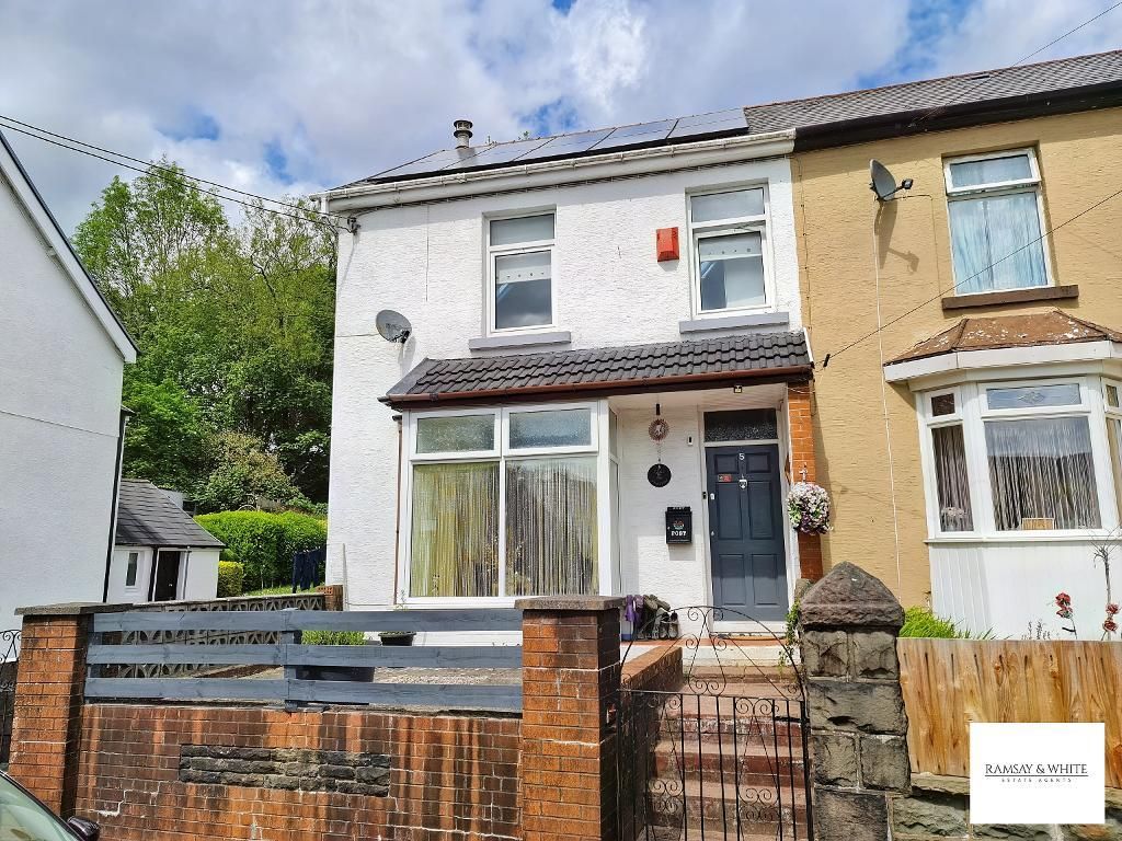 3 bed semidetached house for sale in Well Place, Cwmbach, Aberdare